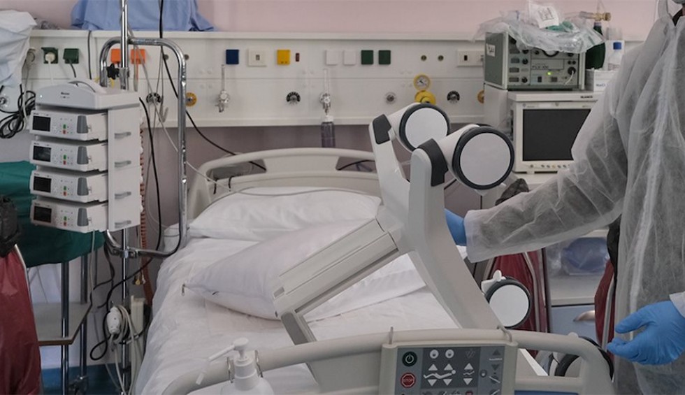 A generic square placeholder image with rounded corners in a figure.