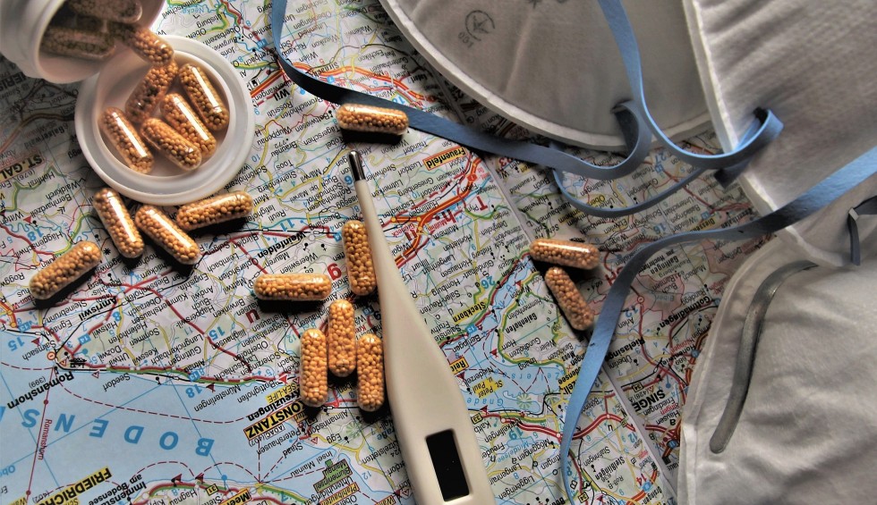 A generic square placeholder image with rounded corners in a figure.