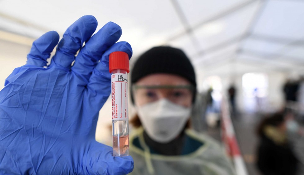 A generic square placeholder image with rounded corners in a figure.