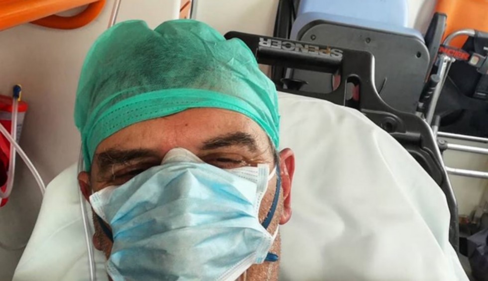 A generic square placeholder image with rounded corners in a figure.