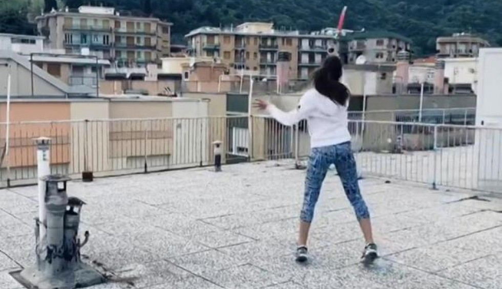 A generic square placeholder image with rounded corners in a figure.