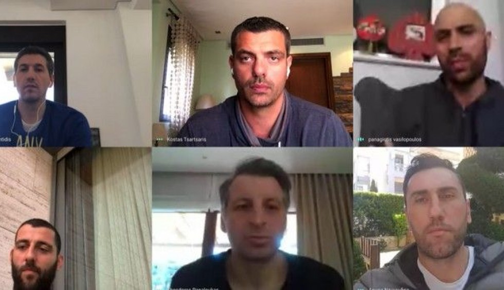 A generic square placeholder image with rounded corners in a figure.