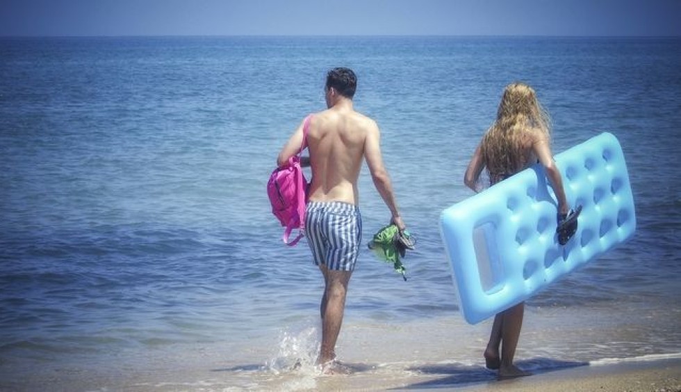 A generic square placeholder image with rounded corners in a figure.