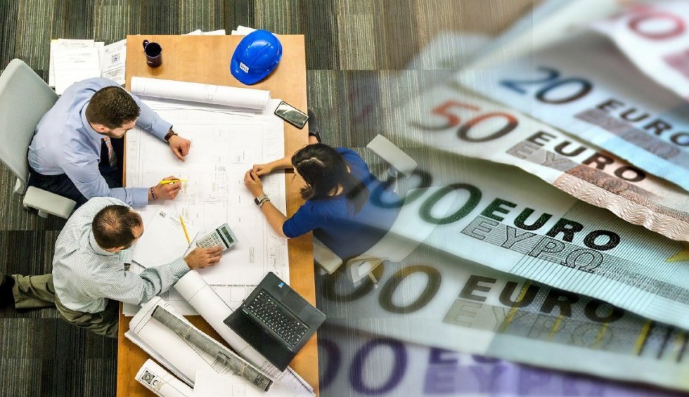 A generic square placeholder image with rounded corners in a figure.