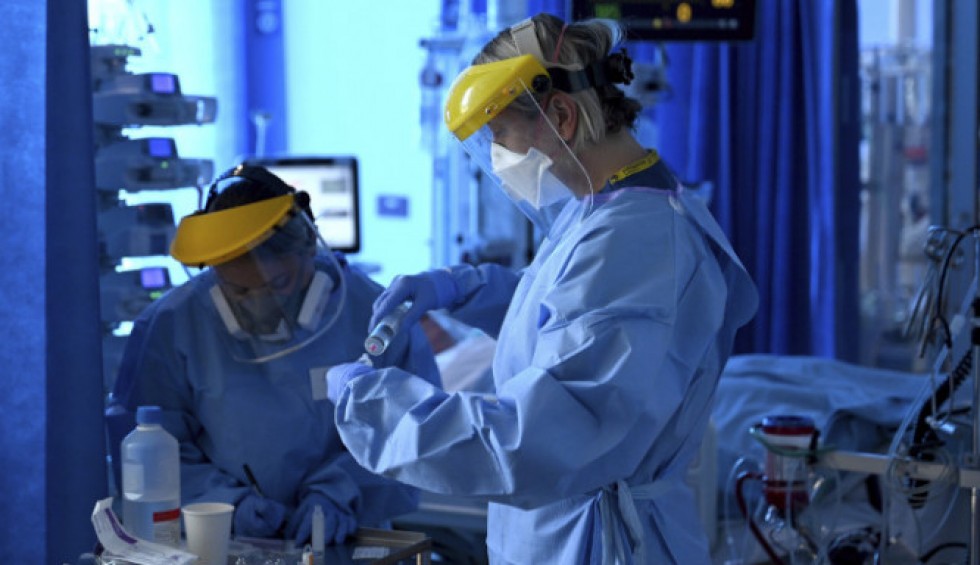 A generic square placeholder image with rounded corners in a figure.