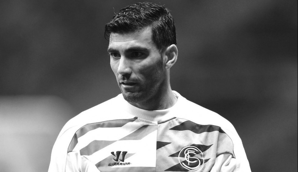 A generic square placeholder image with rounded corners in a figure.