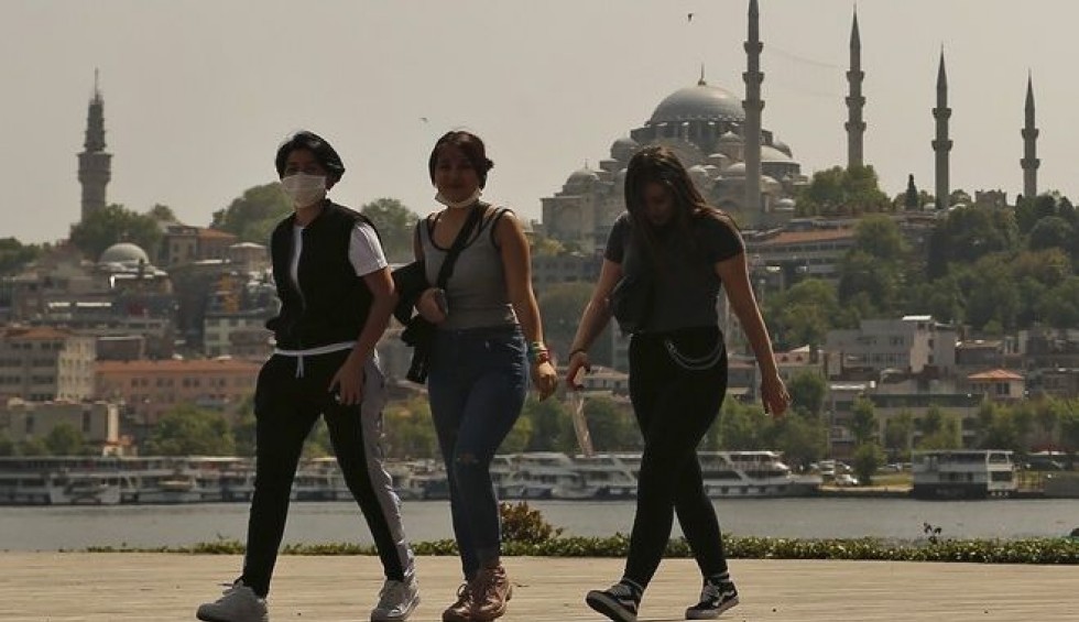 A generic square placeholder image with rounded corners in a figure.