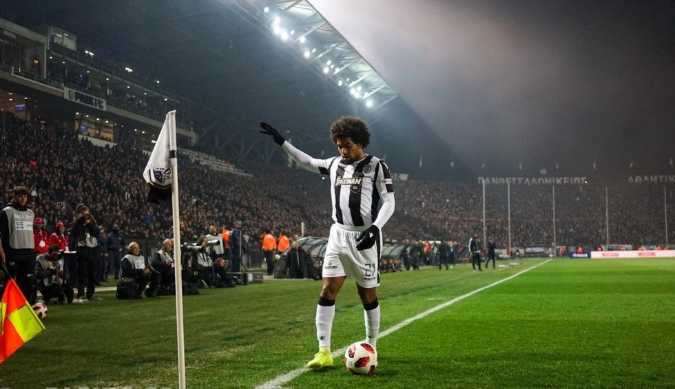 A generic square placeholder image with rounded corners in a figure.