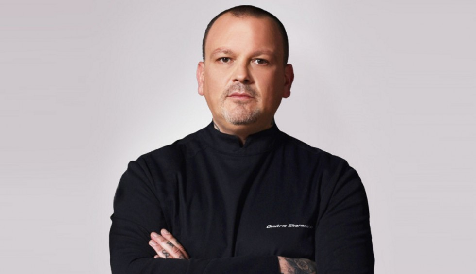 A generic square placeholder image with rounded corners in a figure.