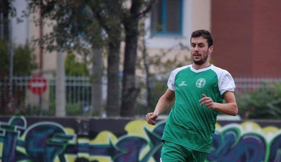 A generic square placeholder image with rounded corners in a figure.