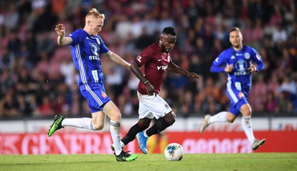 A generic square placeholder image with rounded corners in a figure.