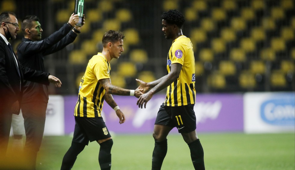 A generic square placeholder image with rounded corners in a figure.