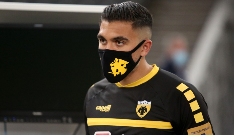 A generic square placeholder image with rounded corners in a figure.