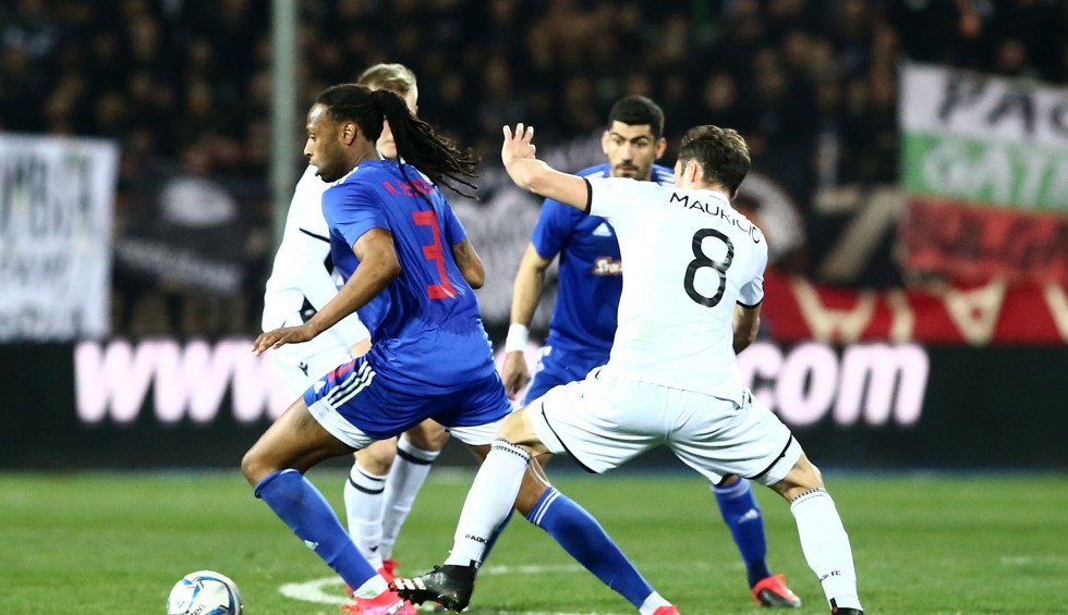 A generic square placeholder image with rounded corners in a figure.