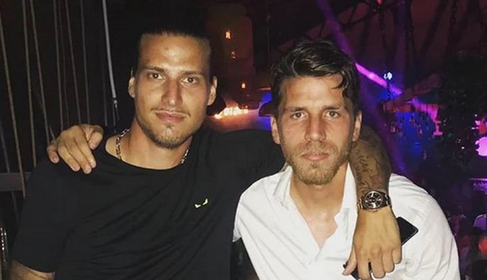 A generic square placeholder image with rounded corners in a figure.