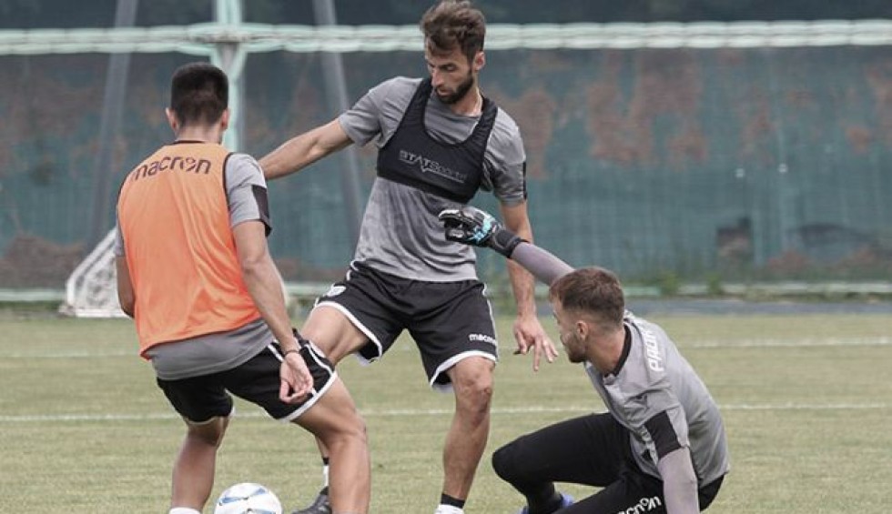 A generic square placeholder image with rounded corners in a figure.