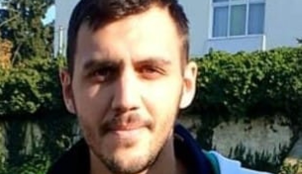 A generic square placeholder image with rounded corners in a figure.