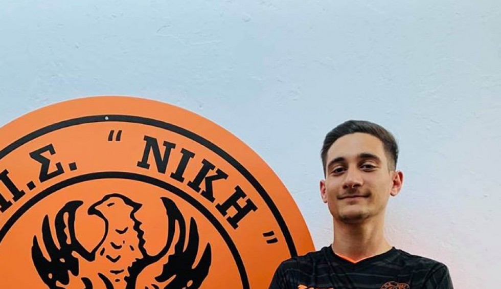 A generic square placeholder image with rounded corners in a figure.