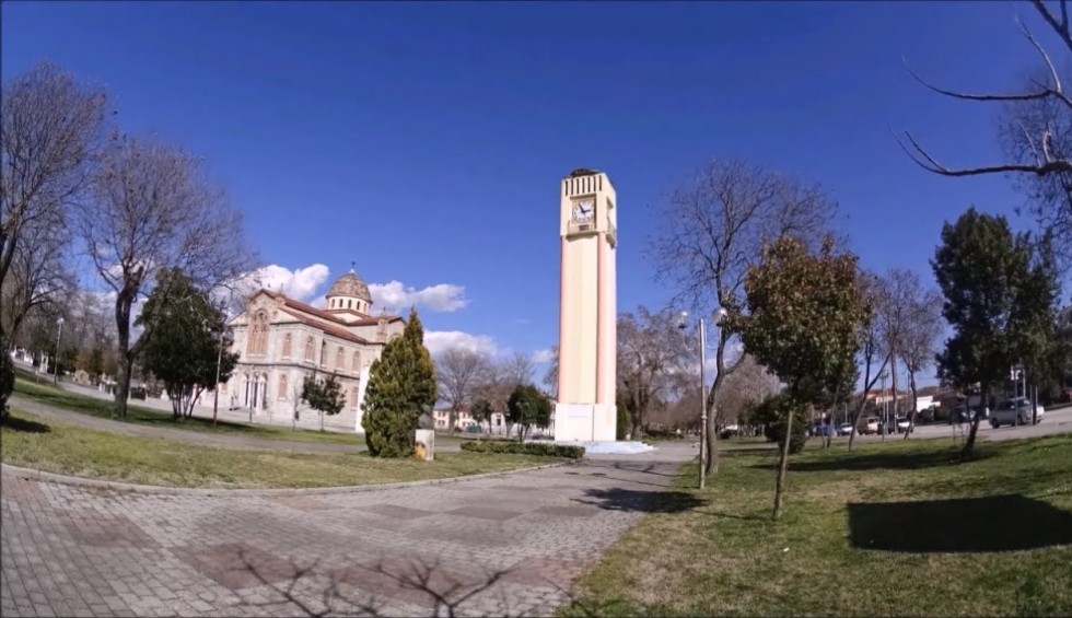 A generic square placeholder image with rounded corners in a figure.