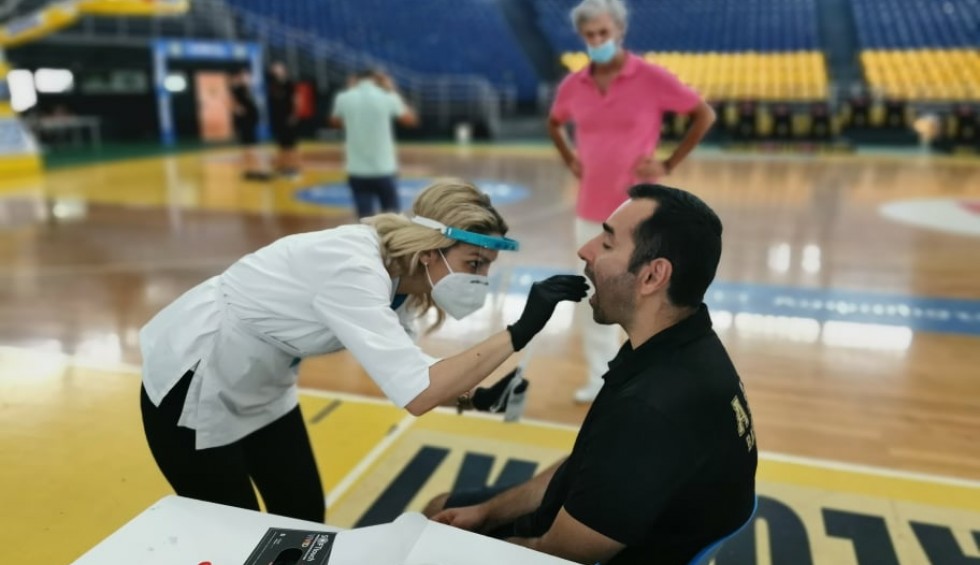 A generic square placeholder image with rounded corners in a figure.