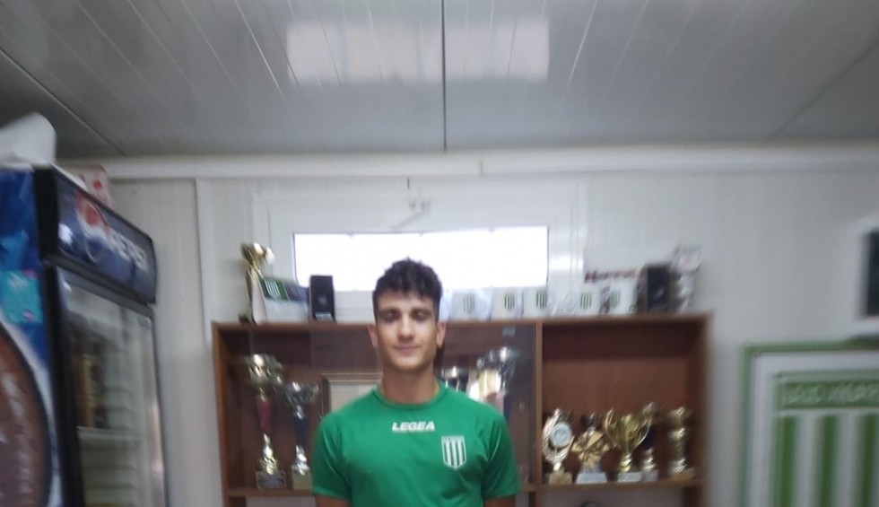 A generic square placeholder image with rounded corners in a figure.