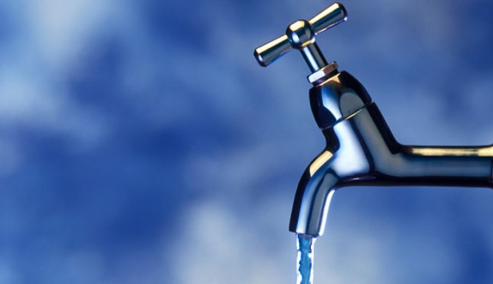 A generic square placeholder image with rounded corners in a figure.