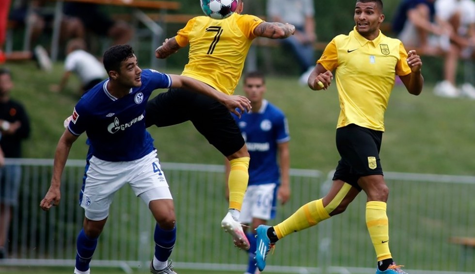 A generic square placeholder image with rounded corners in a figure.