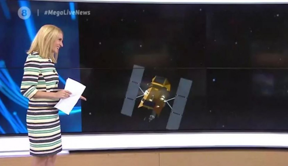 A generic square placeholder image with rounded corners in a figure.