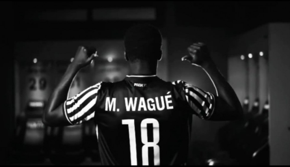 A generic square placeholder image with rounded corners in a figure.