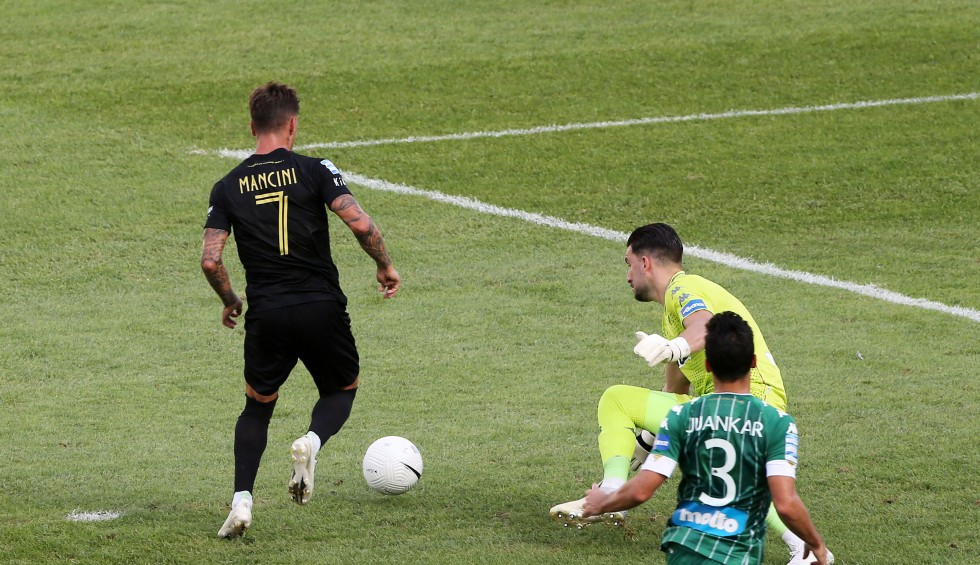 A generic square placeholder image with rounded corners in a figure.