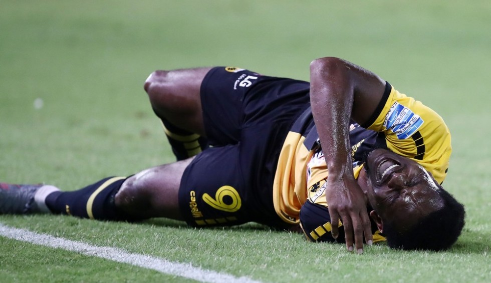 A generic square placeholder image with rounded corners in a figure.