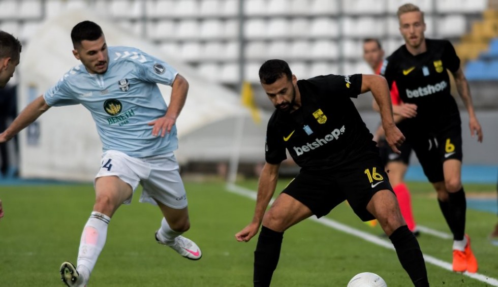 A generic square placeholder image with rounded corners in a figure.