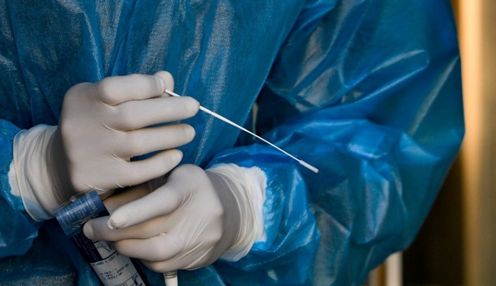 A generic square placeholder image with rounded corners in a figure.