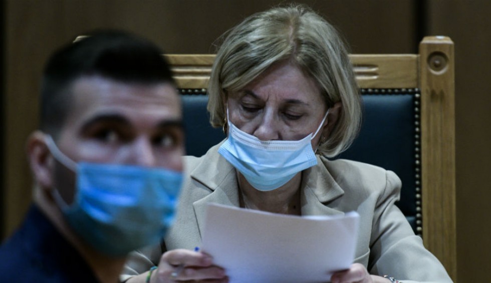 A generic square placeholder image with rounded corners in a figure.