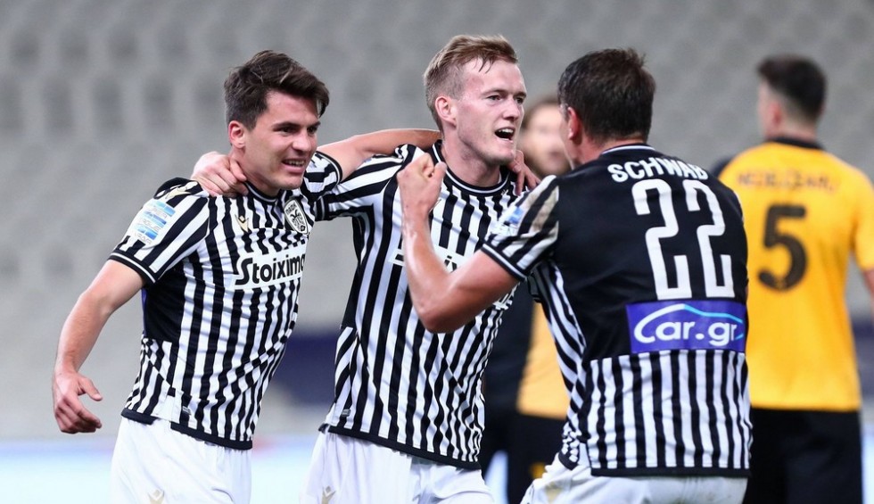 A generic square placeholder image with rounded corners in a figure.