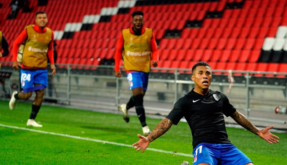 A generic square placeholder image with rounded corners in a figure.