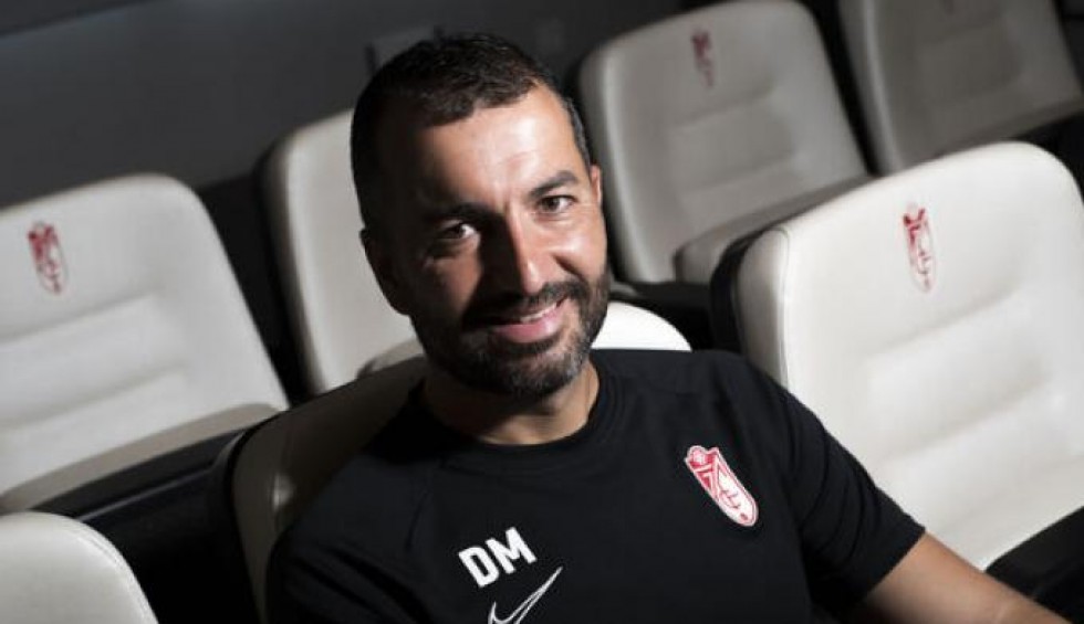 A generic square placeholder image with rounded corners in a figure.