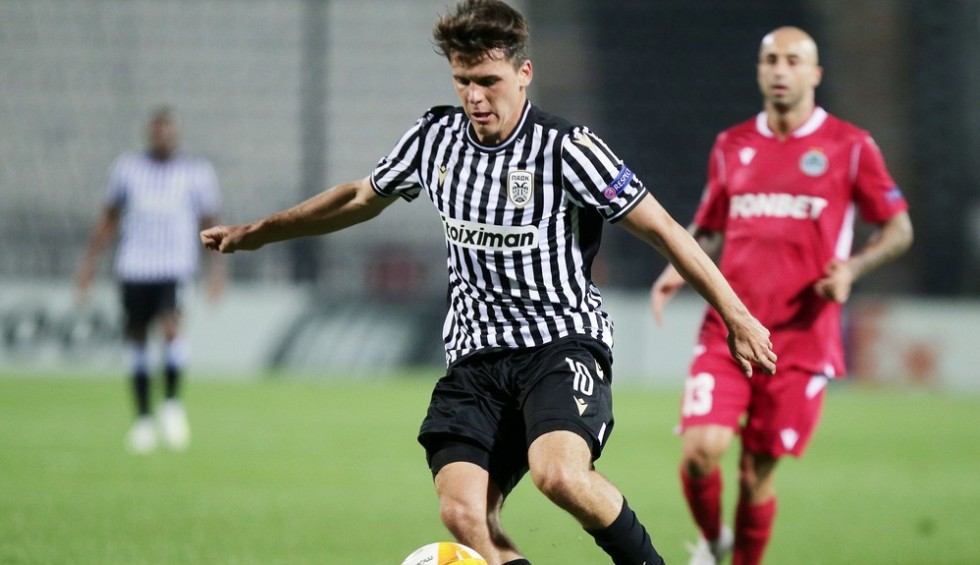 A generic square placeholder image with rounded corners in a figure.