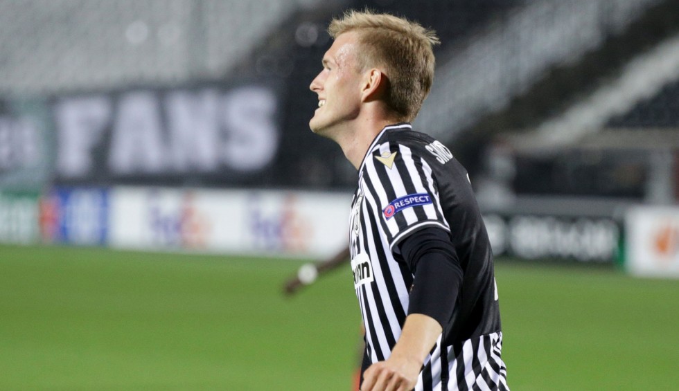 A generic square placeholder image with rounded corners in a figure.