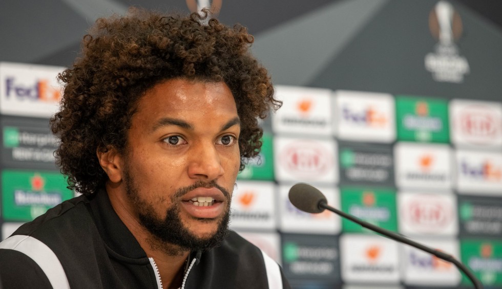 A generic square placeholder image with rounded corners in a figure.