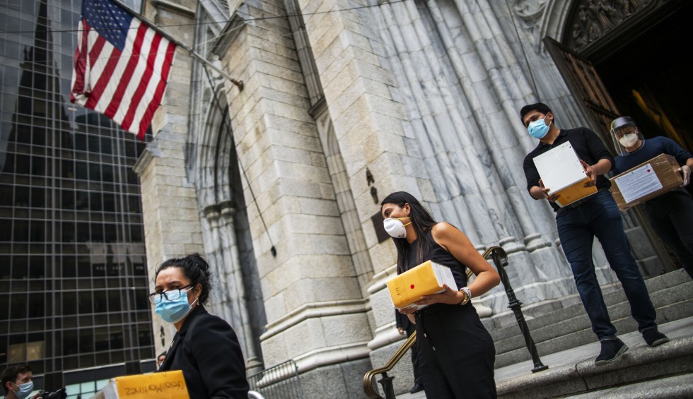 A generic square placeholder image with rounded corners in a figure.