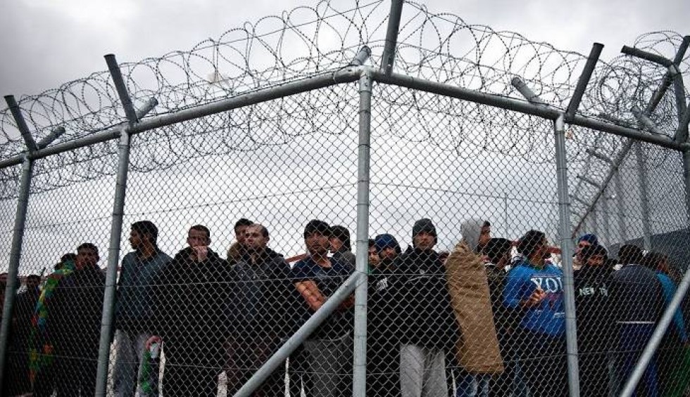 A generic square placeholder image with rounded corners in a figure.