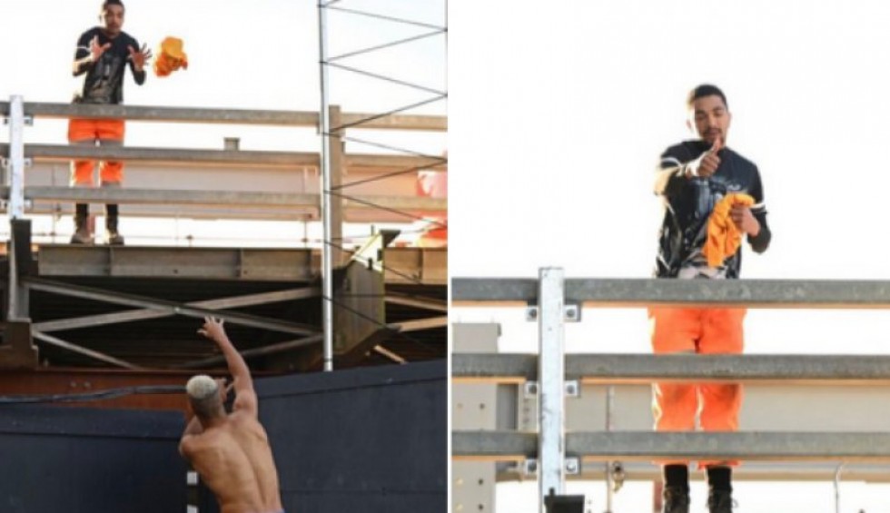 A generic square placeholder image with rounded corners in a figure.