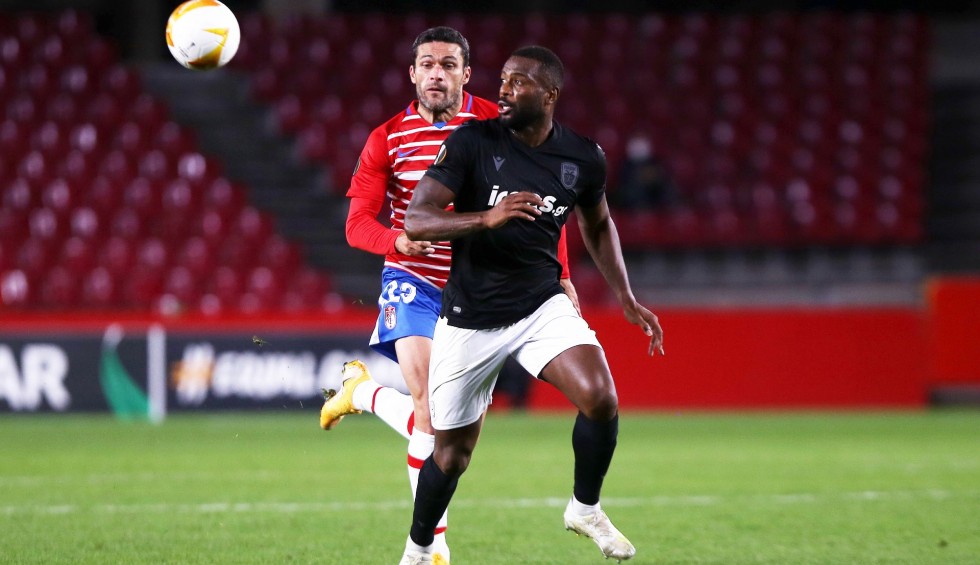 A generic square placeholder image with rounded corners in a figure.