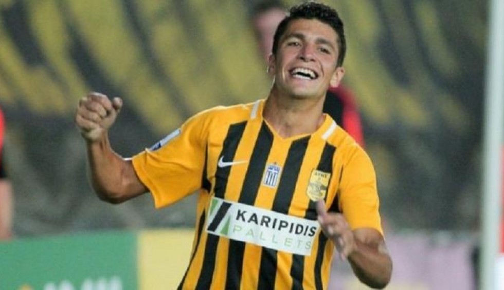 A generic square placeholder image with rounded corners in a figure.