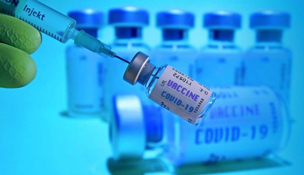 A generic square placeholder image with rounded corners in a figure.