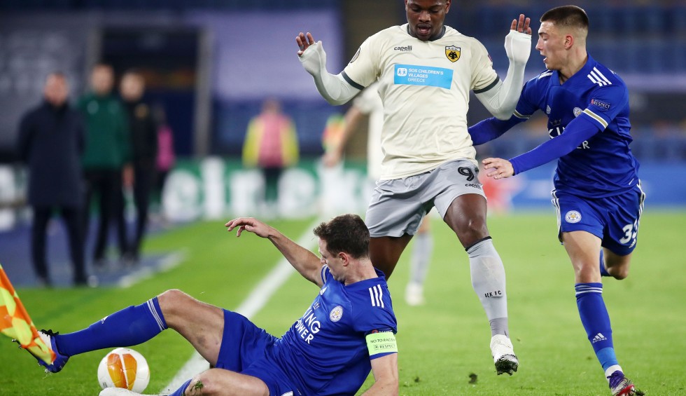 A generic square placeholder image with rounded corners in a figure.