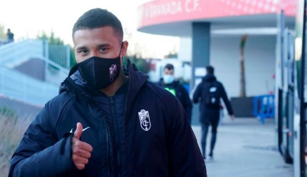 A generic square placeholder image with rounded corners in a figure.