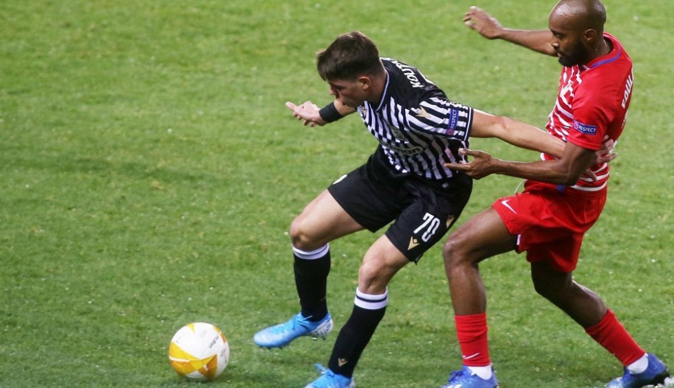 A generic square placeholder image with rounded corners in a figure.