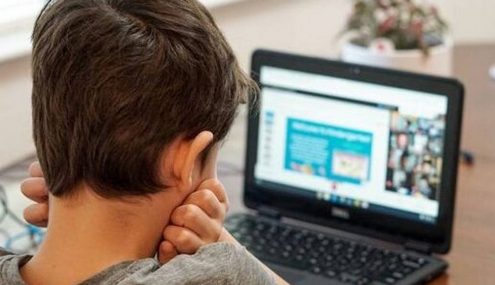 A generic square placeholder image with rounded corners in a figure.